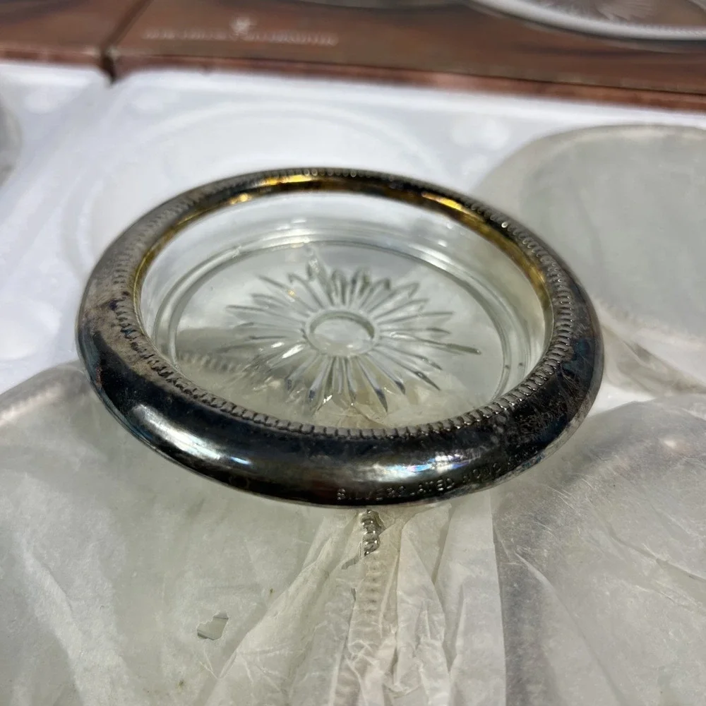 Olde Chelsea Silversmiths Silver plated Glass Coasters Set Of 8 Open Box - Read!